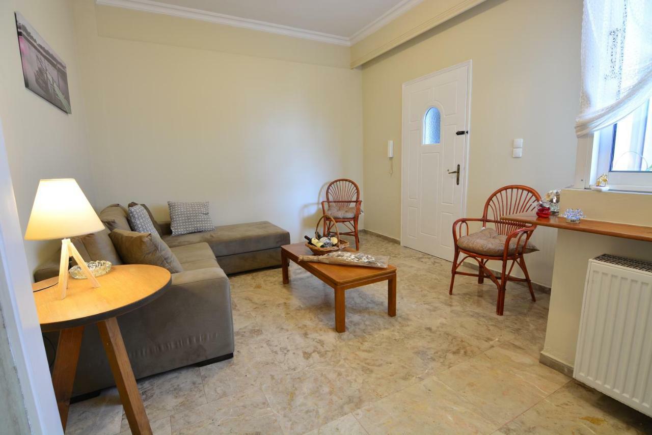 Mara'S Apartments Xylokastro Extérieur photo